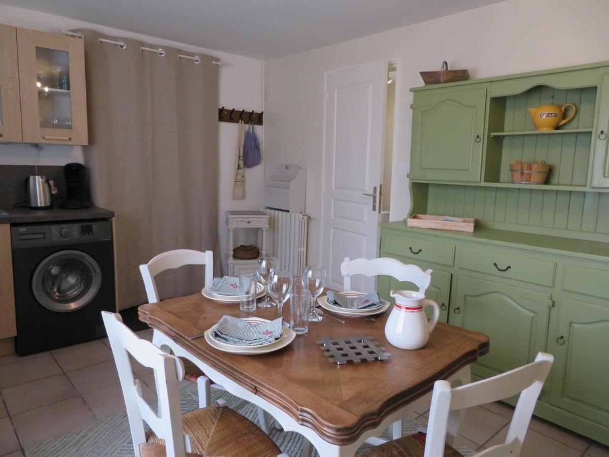 Le Gite Des Colories Salies-de-Bearn Bagian luar foto